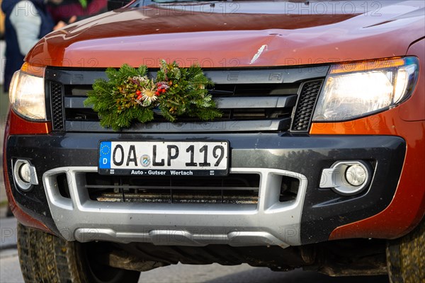 Car with mountain pasture decoration