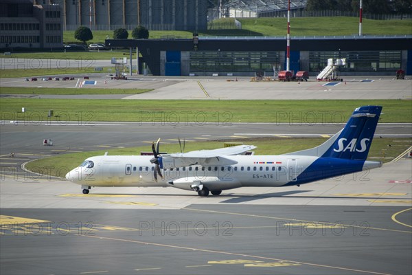 Propeller plane of the airline SAS