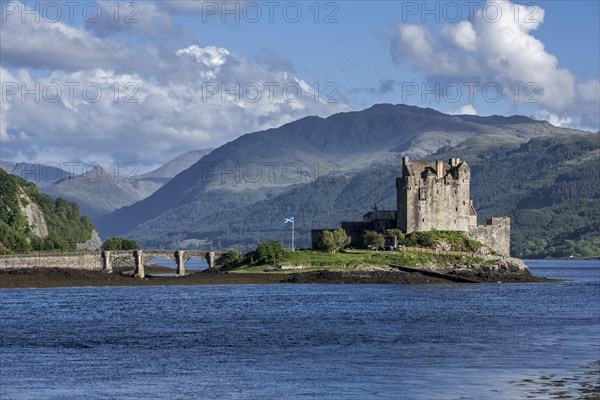 Eilean Donan Castle in Loch Duich