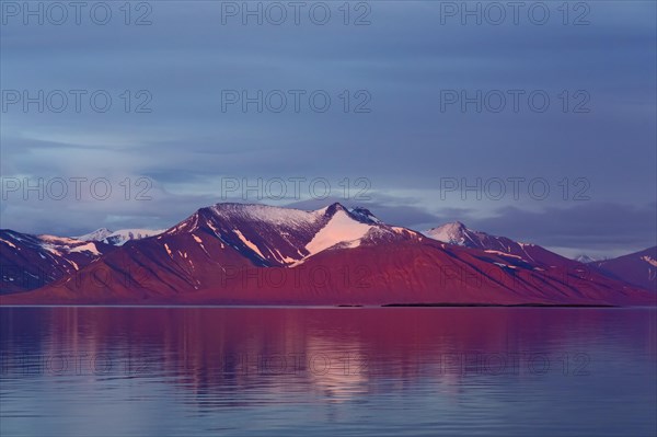 Liefdefjorden at sunset in summer