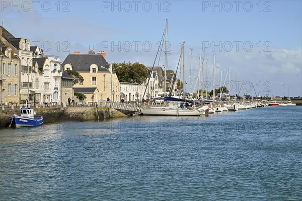 Port with boats and shore development Le Croisic