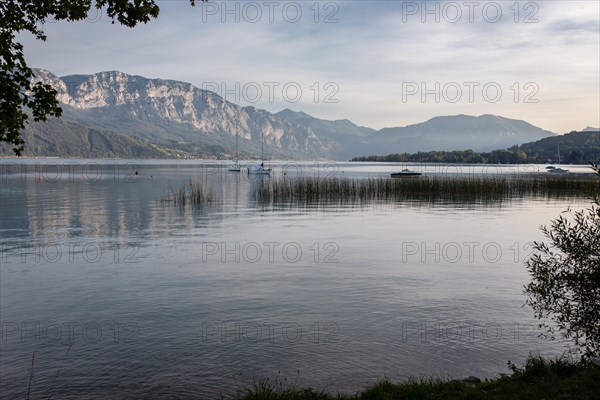 Attersee in front of Hoellengebirge