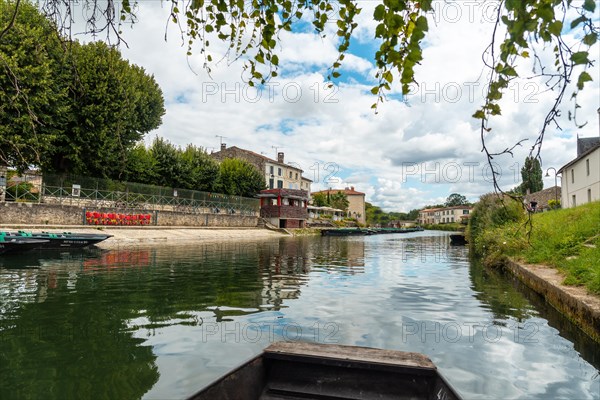 Pier Coulon and its beautiful canal