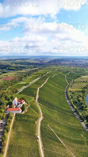 The Mainschleife near Volkach winds through the valley and is surrounded by fields and vineyards. Volkach
