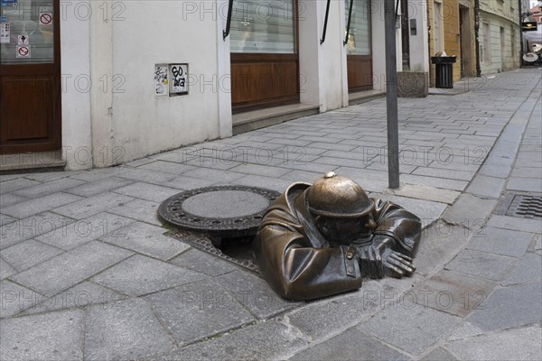 Sculpture Man from the Gully