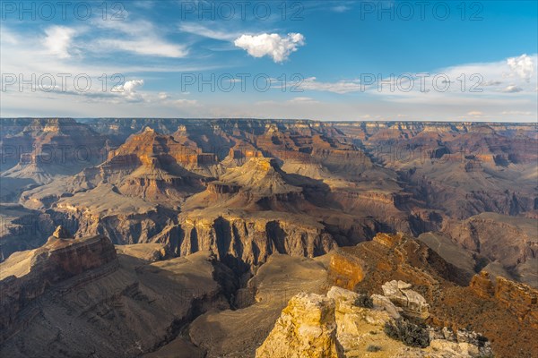 Beautiful views at Sunset at the Mojave Point of Grand Canyon. Arizona