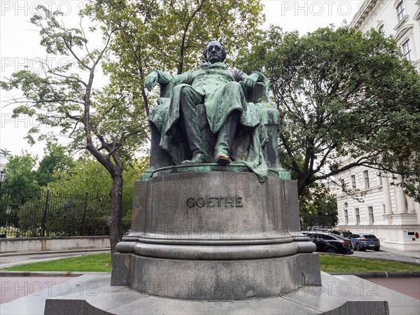 Goethe Monument in front of Stadtpark