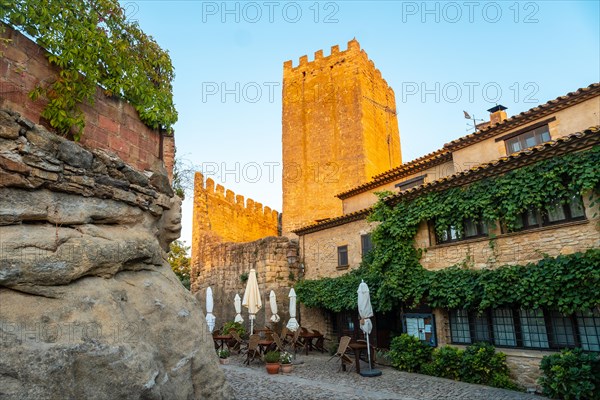 Castle of Peratallada medieval town