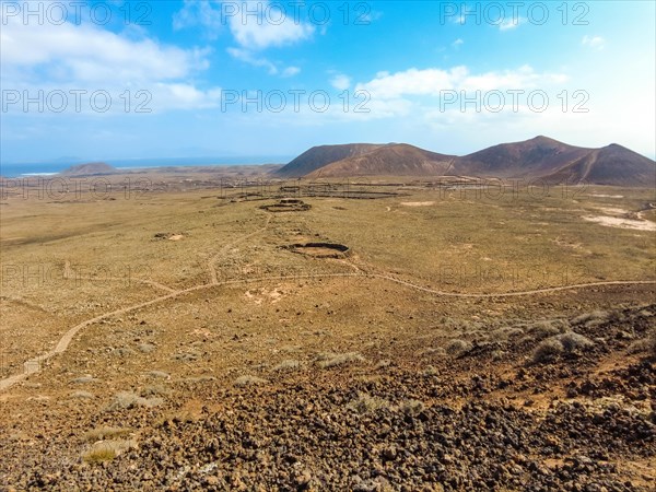 Trail to the Crater of the Calderon Hondo volcano near Corralejo