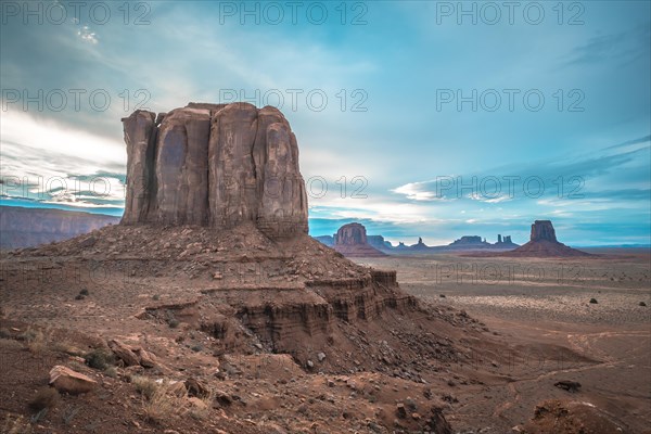 Sunset inside the Monument Valley National Park. Utah