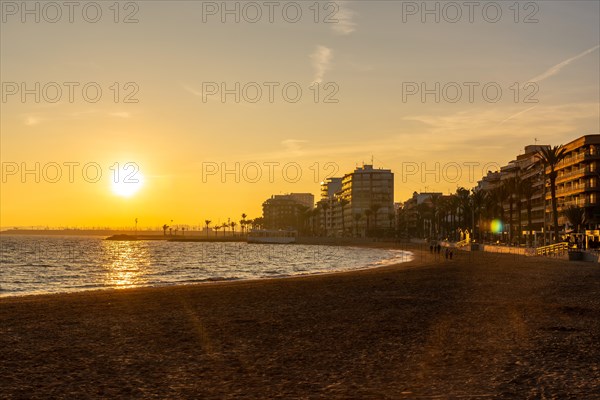 Sunset at Playa del Cura in the coastal city of Torrevieja