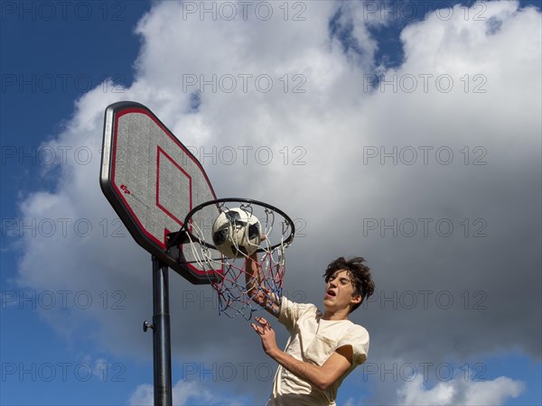 Basketball Jump with the ball to the basket and net