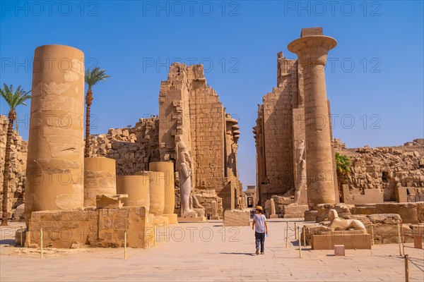 Sculpture of the pharaoh with the body of a lion inside the temple of Karnak