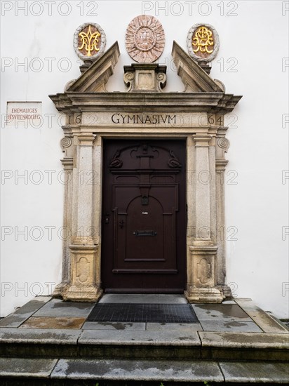 Entrance portal