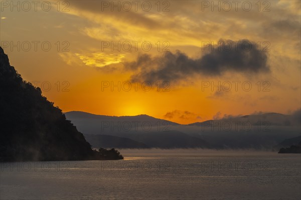 Sunrise on the Danube