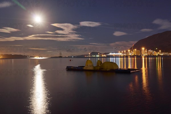 Full moon over Souda