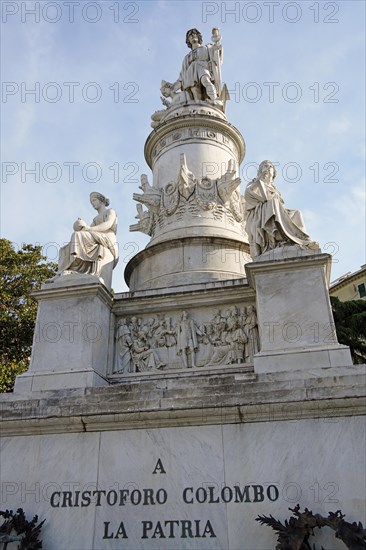 Monument to Christopher Colombus in Piazza Acquaverde