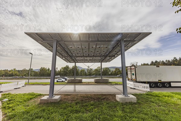 Solar roof on the A81 motorway at the Hegau-Ost service area. However