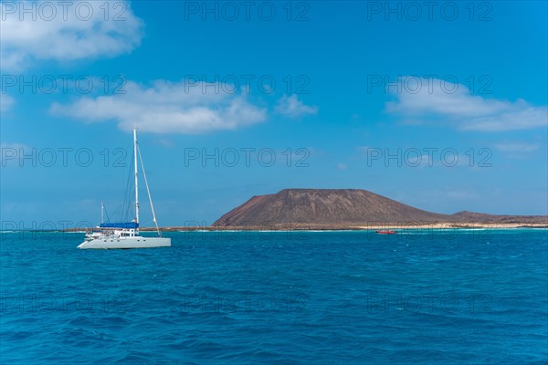 Turquoise water on Isla de Lobos