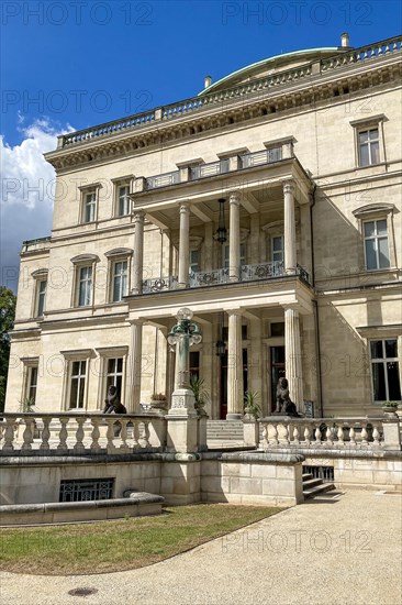 Representative portal with two-storey columned superstructure Columned portal from exit to garden Garden exit of Villa Huegel former residence of Krupp family in Essen Bredeney