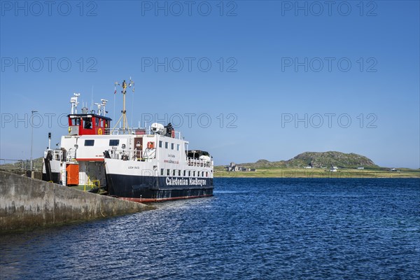 The Fionnphort ferry terminal with the ferry MV Loch Buie of the shipping company Caledonian MacBrayne