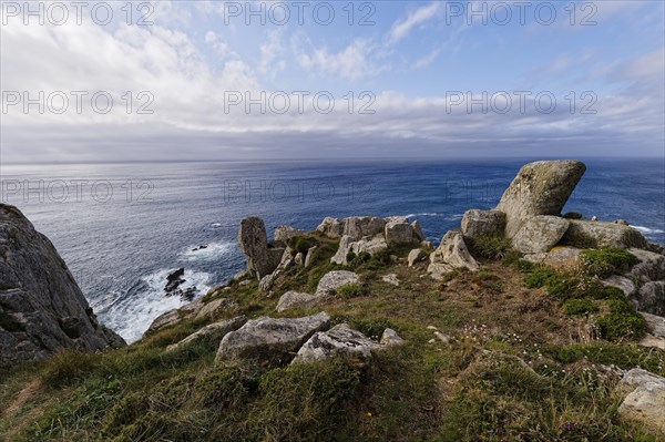 Rocky coast at Pointe de Brezellec