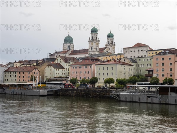 View over the Danube to the old town with the cathedral