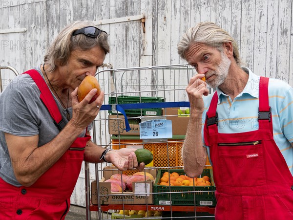 Delivery in organic trade