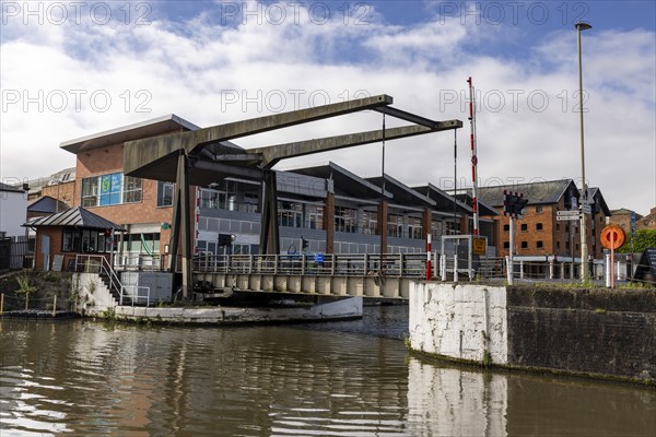 Llanthony Lift Bridge