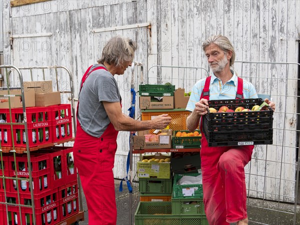 Delivery in organic trade