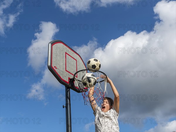 Basketball Jump with the ball to the basket and net