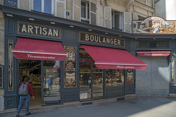 Traditional bakery for bread and pastry specialities