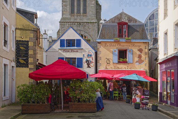 The creperie Le Petit Chaperon Rouge and other buildings in the centre of Concarneau. Brittany