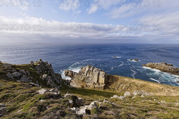 Rocky coast at Pointe de Brezellec