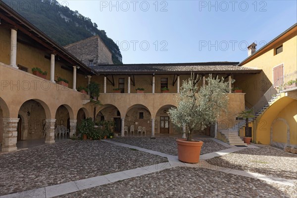 Arcaded courtyard Chiostro della Pieve