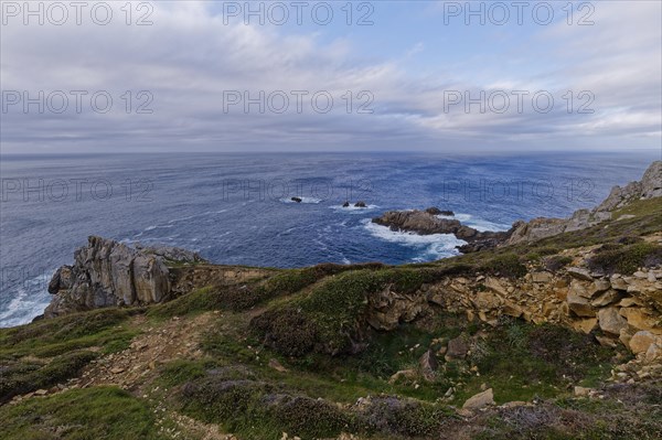 Rocky coast at Pointe de Brezellec