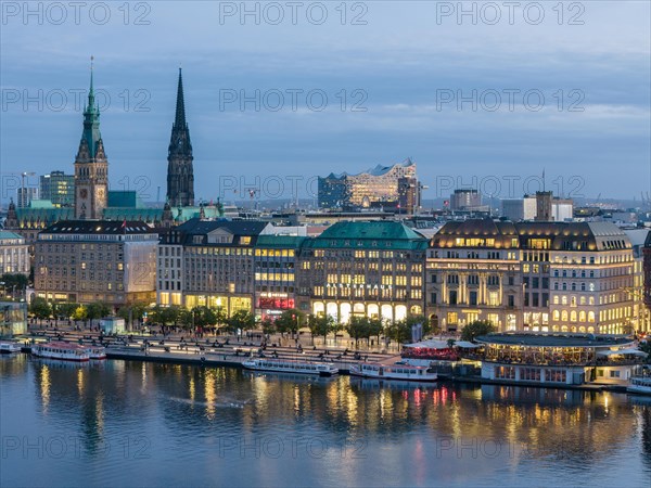 Aerial view of the Inner Alster with Jungfernstieg