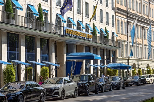 Hotel Bayerischer Hof with Palais Montgelas