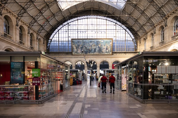 Gare de l'Est station concourse