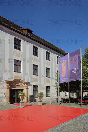 Entrance to the Preacher Museum