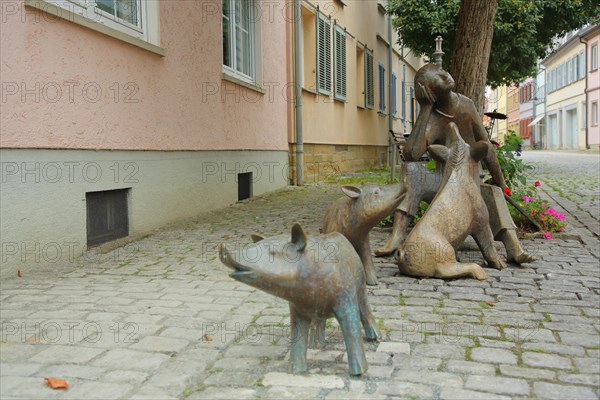 Sculpture Pigherd by Peter Vollert 2003