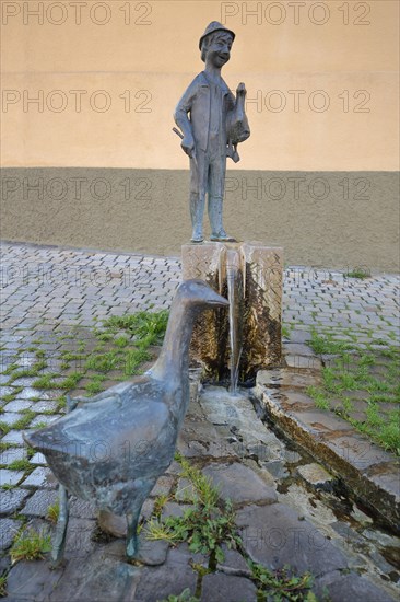 Fountain with sculptures