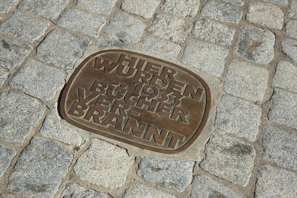 Memorial to book burning during Nazi period in 1933