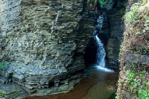 Watkins Glen State Park: Gorge Trail entrance and tunnel