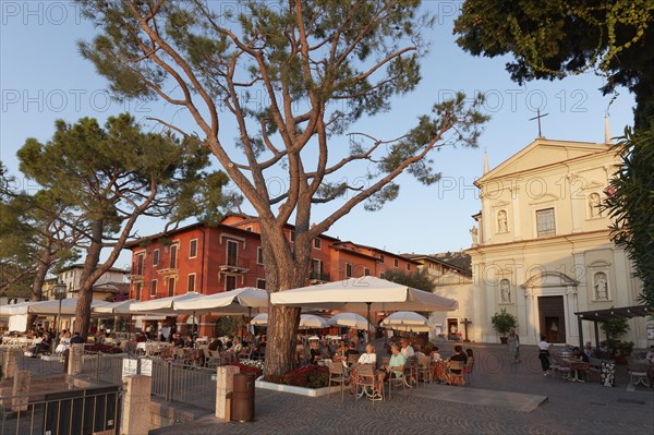 Lakeside promenade and baroque church Santi Pietro et Paolo