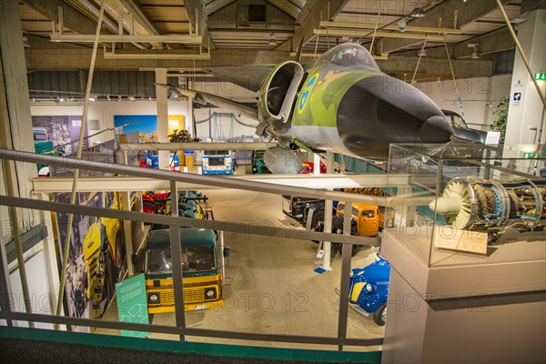 Aircraft and historic vehicles at the Volvo Museum