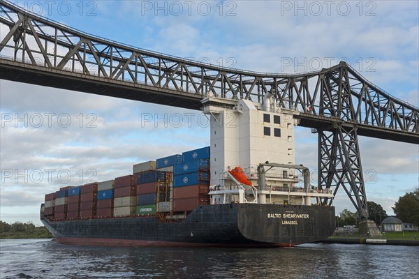 Ship under the Rendsburg railway bridge