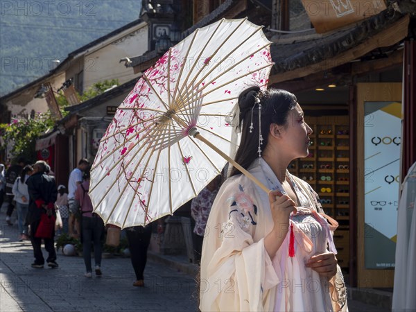 Woman in Chinese nostalgia