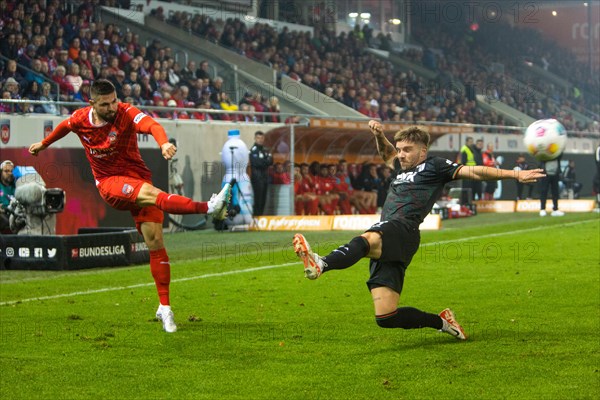 Marnon BUSCH 1.FC Heidenheim left cross