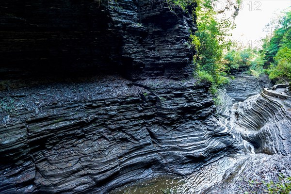 Watkins Glen State Park: Gorge Trail entrance and tunnel